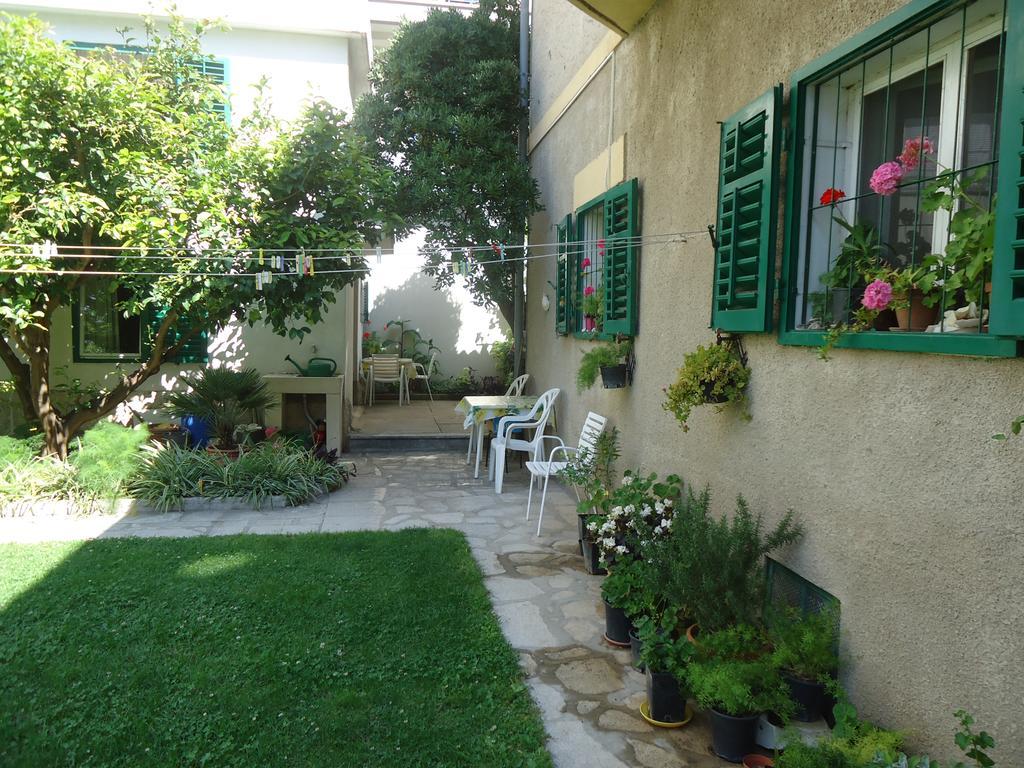 Omis Apartment On The Beach Exterior foto
