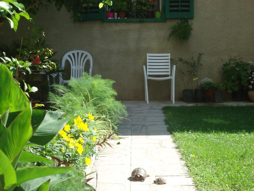 Omis Apartment On The Beach Exterior foto