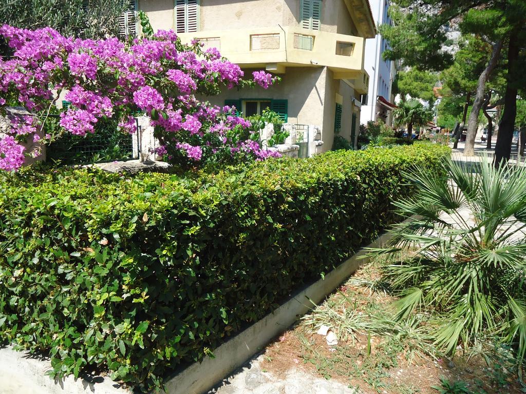 Omis Apartment On The Beach Exterior foto